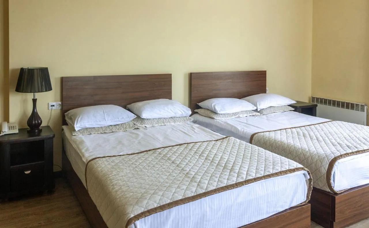 Hotel Beaumonde Garden Тбилиси 4*,